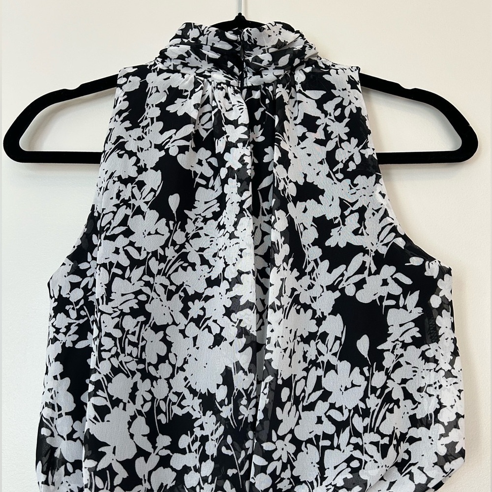 Just Taylor Mock Neck Black White Floral Lightweight Sleeveless Midi - Picture 6 of 9